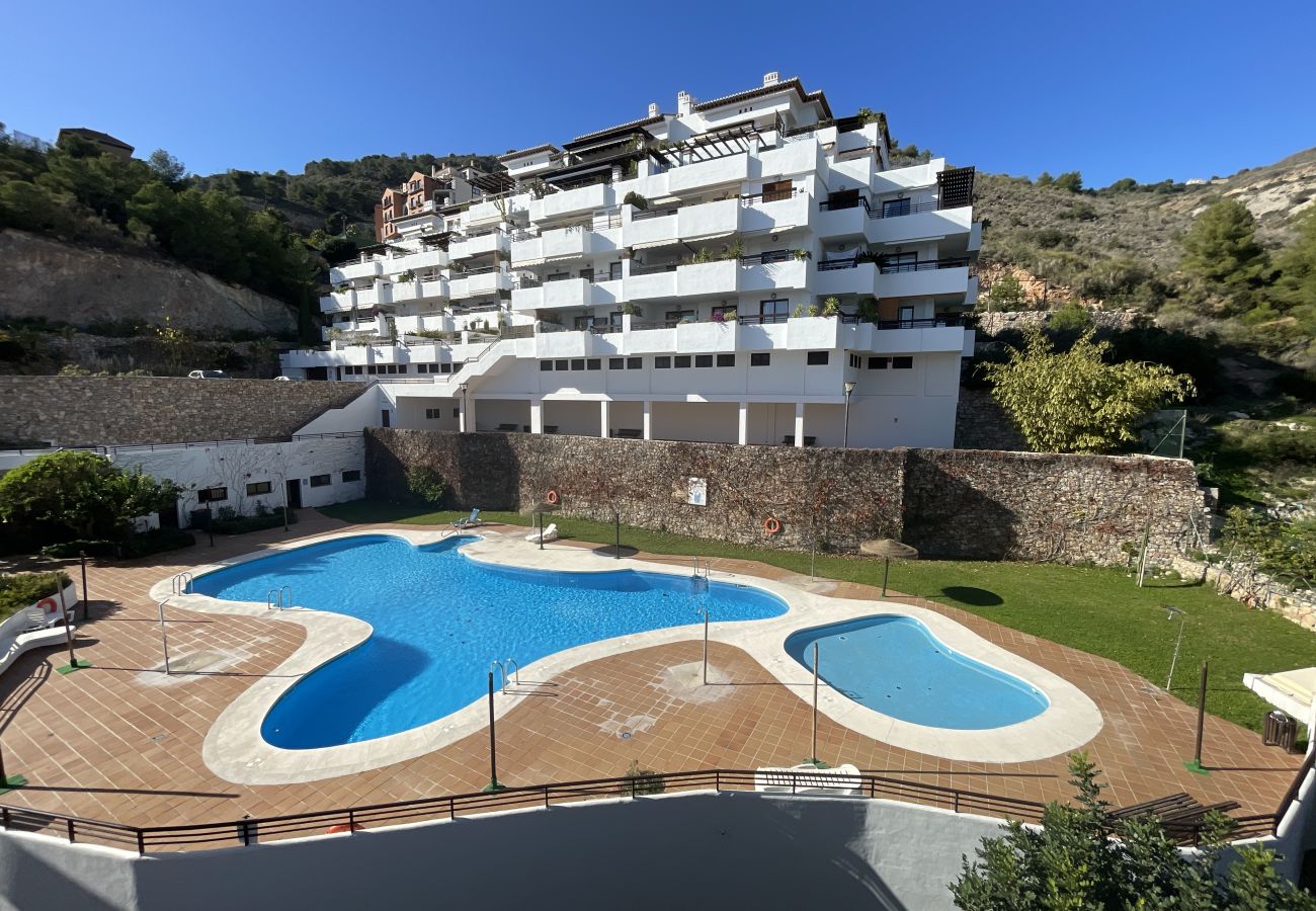 Apartment in La Herradura - Beautiful 2 bed apartment with communal pool